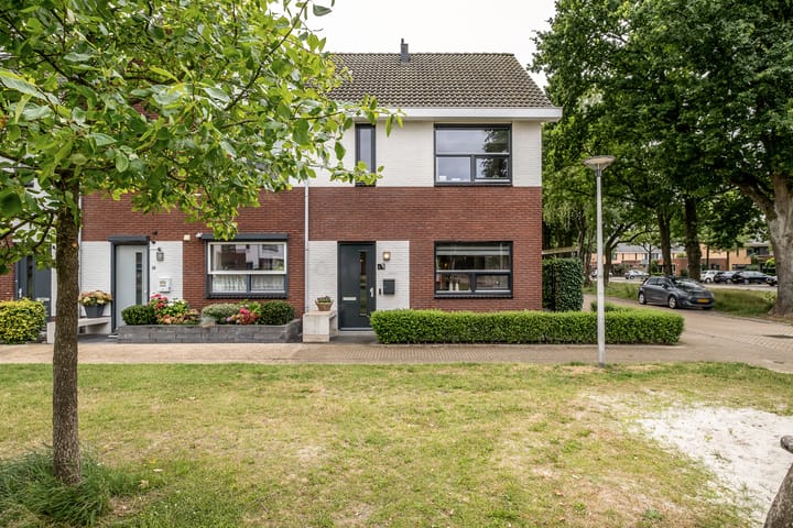 Heidevlinder 64 in Enschede