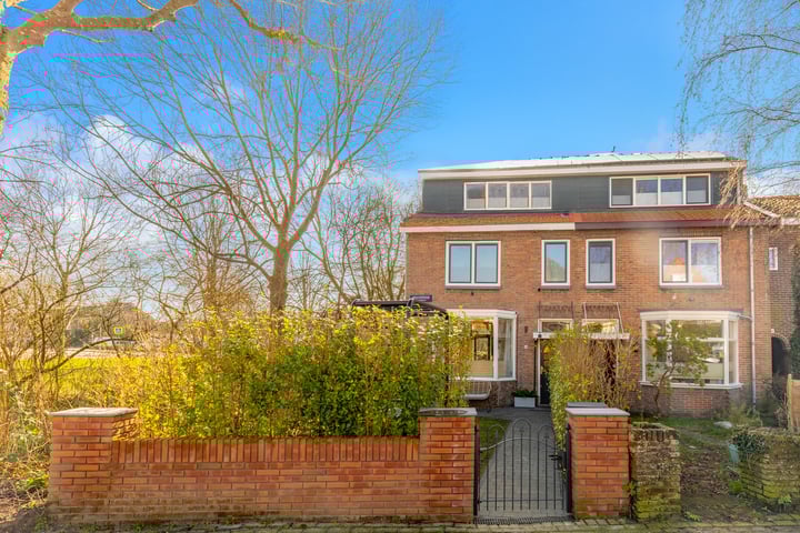 Heilooërdijk 50 in Alkmaar foto