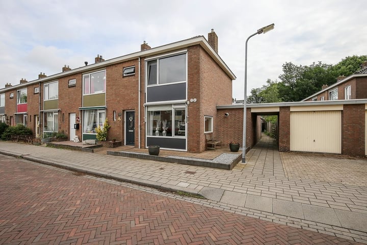 Heinsiusstraat 188 in Meppel foto