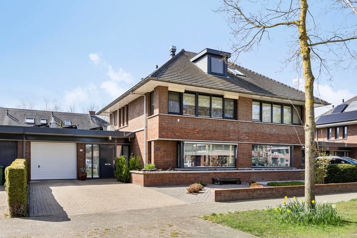 Heivlinderlaan 17 in Son en Breugel