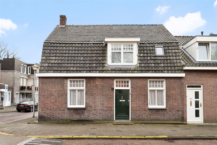 Helenastraat 4 in Uden foto