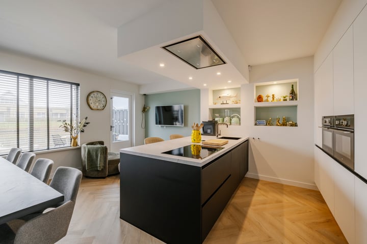 Hélène Mercierstraat 29 in Velserbroek foto
