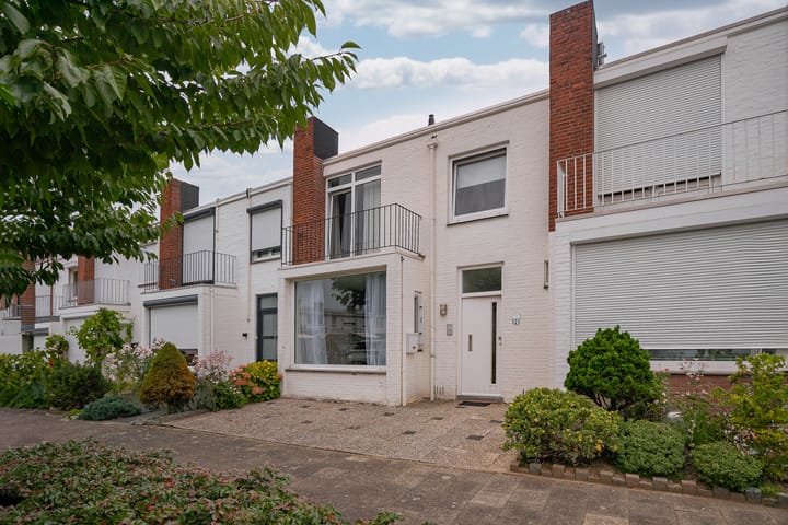 Hélène Schoenmaeckersstraat 7 in Maastricht foto