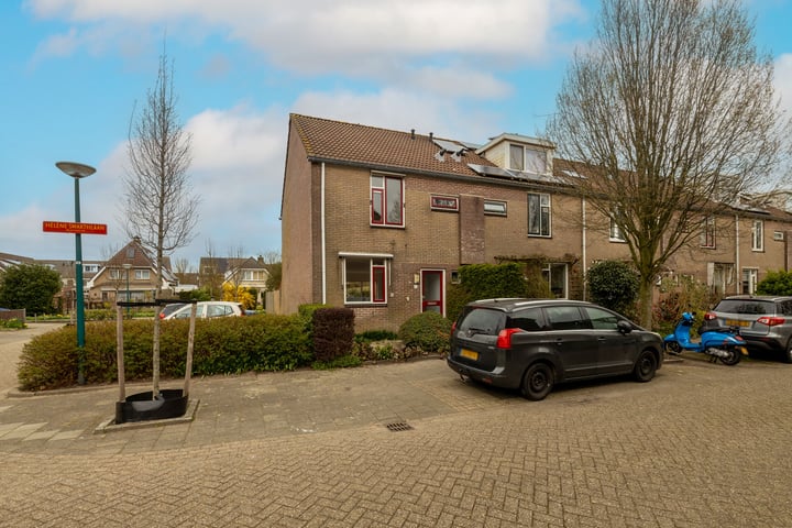 Hélène Swarthlaan 1 in Oegstgeest