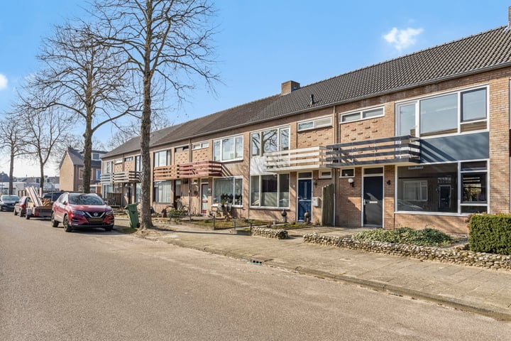 Helfrichstraat 4 in Venray foto
