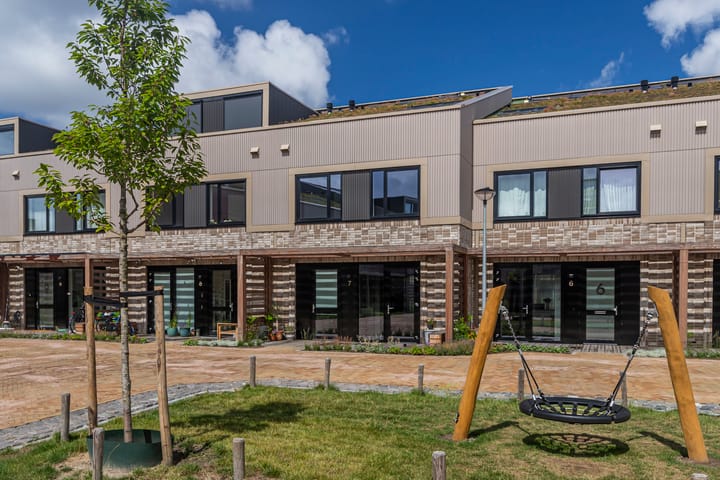 Helga Ruebsamenhof 7 in 's-Gravenhage foto