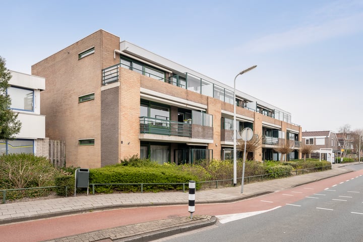 Hellendaalweg 6 in 's-Gravenzande foto