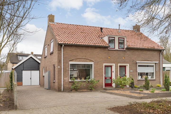 Hellendoornseweg 14 in Mariënheem foto