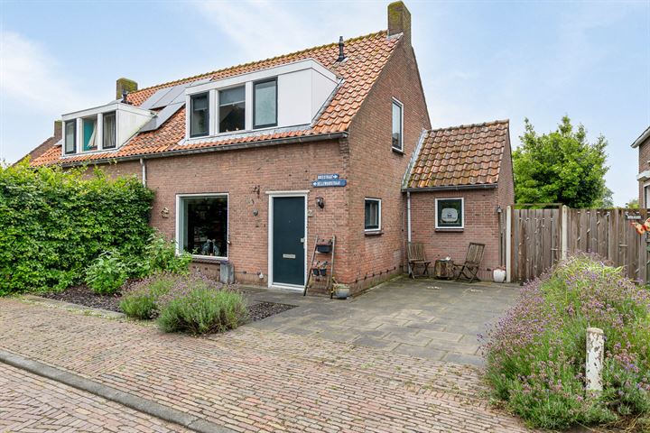 Hellewoudstraat 2 in Ellewoutsdijk foto