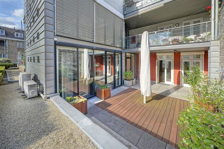 Helmstraat 2B-02 in Maastricht foto