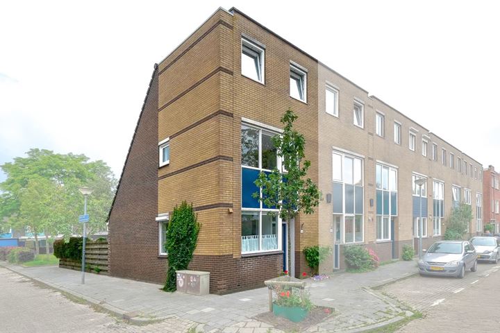 Helper Molenstraat 10 in Groningen foto