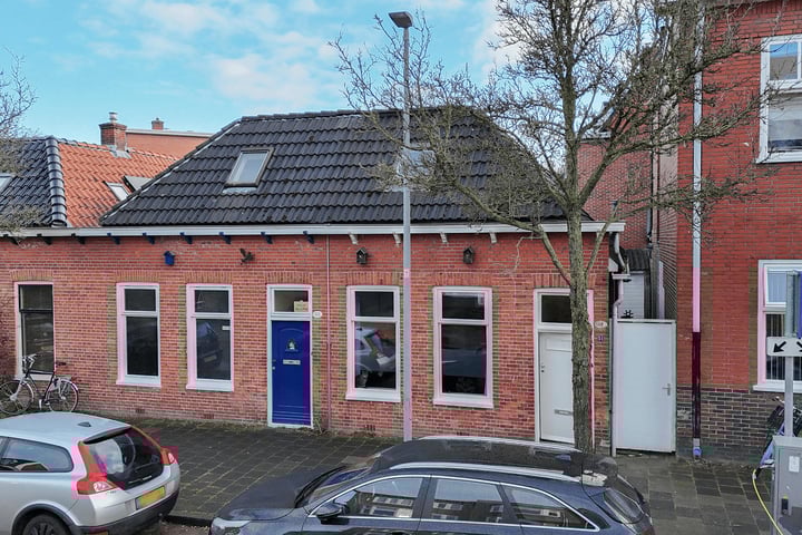 Helper Oostsingel 51 in Groningen foto