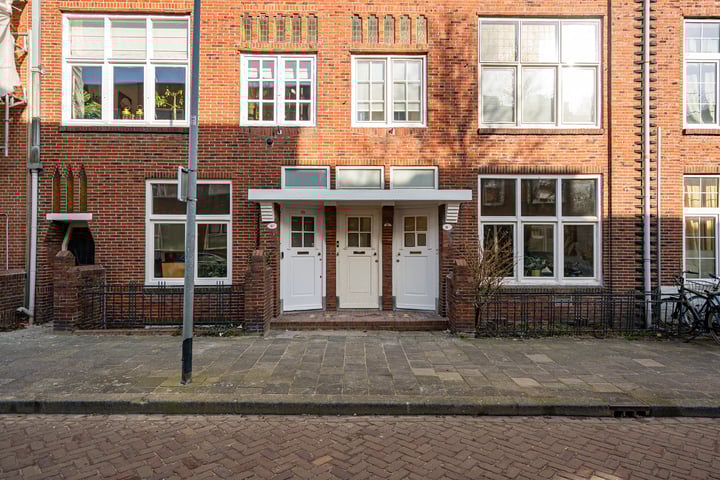 Helper Oostsingel 6 in Groningen