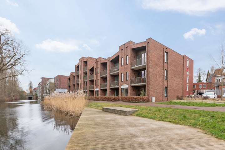 Helper Westsingel 49-10 in Groningen foto