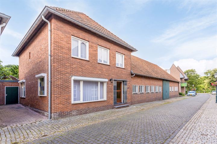 Helstraat 5 in Wessem foto