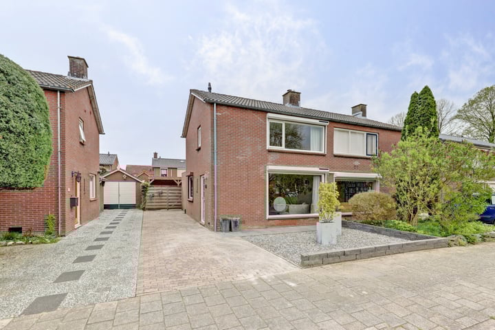 Hendrik Braamstraat 10 in Gendt foto