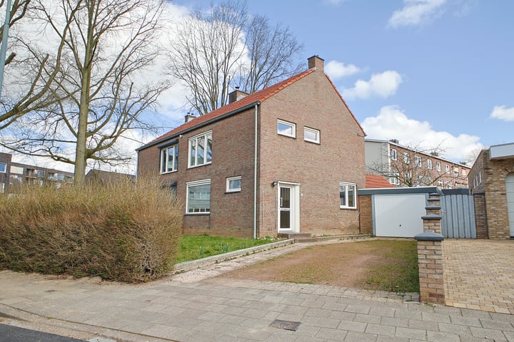 Hendrik Luijtenstraat 33 in Sittard