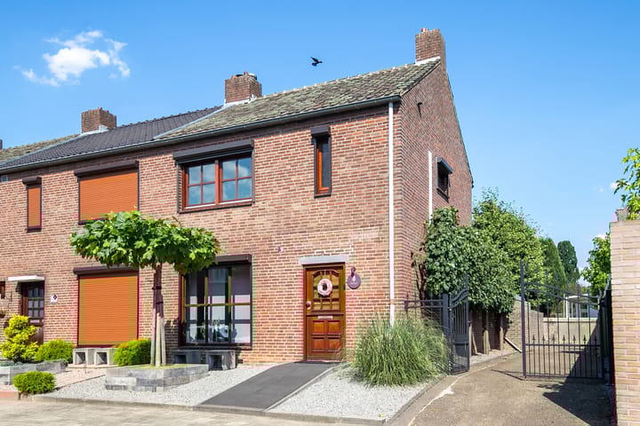 Foto van woning Hendrik van Leyenstraat 4, Born