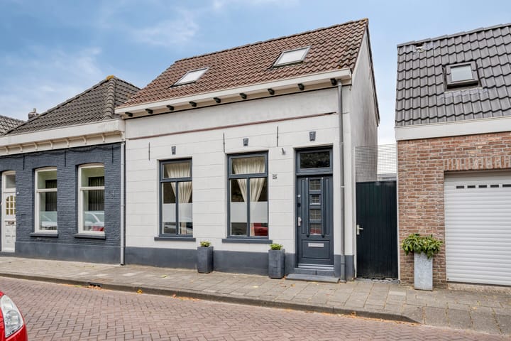 Hendrikstraat 25 in Roosendaal