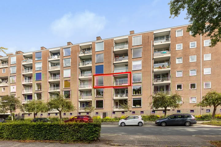 Henri Dunantlaan 301 in Apeldoorn foto