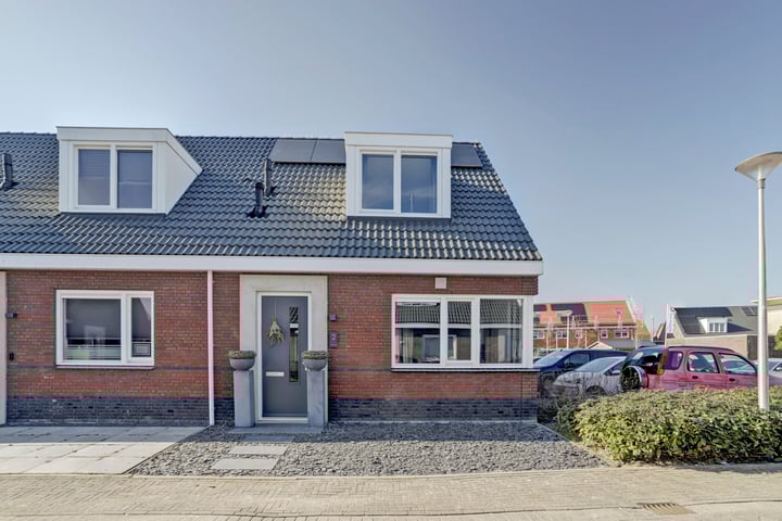 Henri Dunantstraat 2 in Sint-Maartensdijk