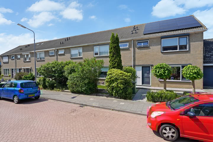 Henri Dunantstraat 52 in Oost-Souburg foto