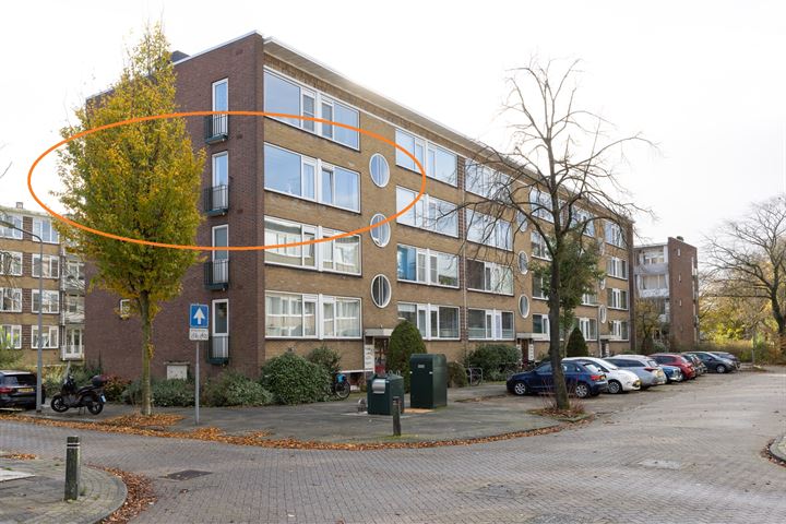 Henriëtte Roland Holsthof 46 in Weesp foto