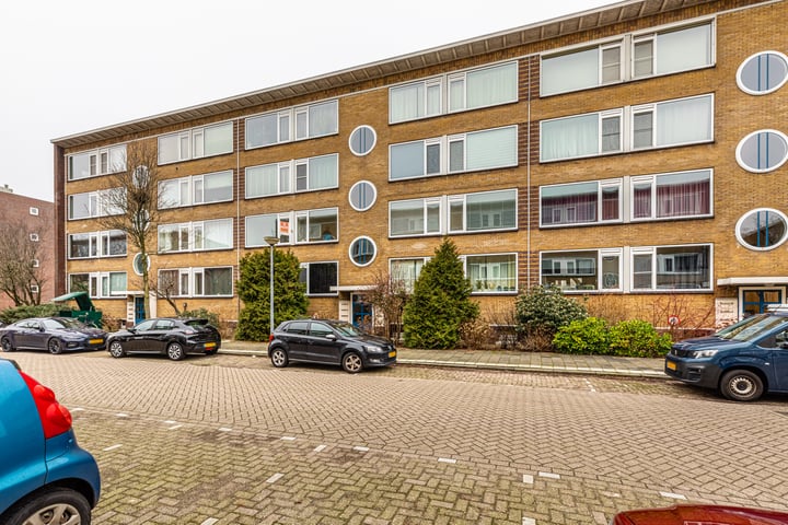 Henriëtte Roland Holsthof 75 in Weesp foto