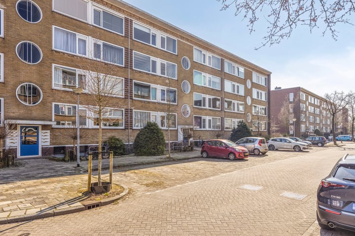 Henriëtte Roland Holsthof 78 in Weesp foto