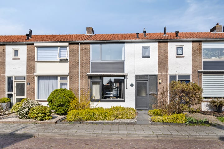 Henry Dunantstraat 30 in Kruiningen foto