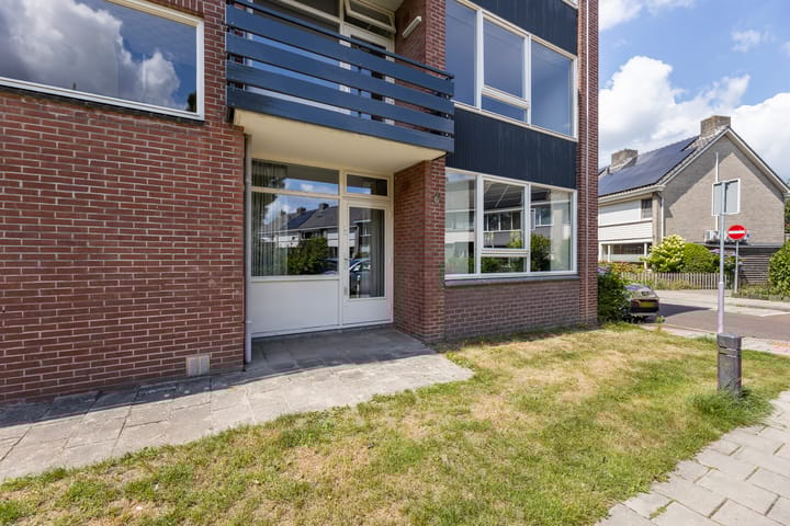 Henry Dunantstraat 30 in Hengelo foto