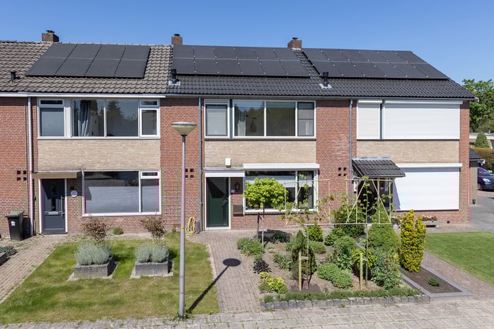 Henry Dunantweg 174 in Neede foto