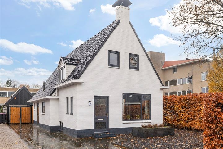 Herbrandastraat 27 in Buitenpost foto