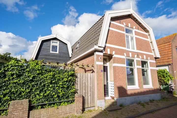 Herenstraat 24 in Den Hoorn foto