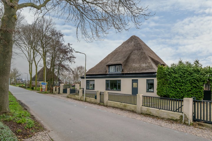Herenweg 76 in Hoogwoud foto