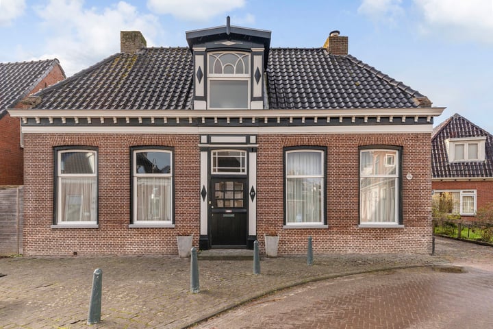 Herestraat 27 in Burum foto
