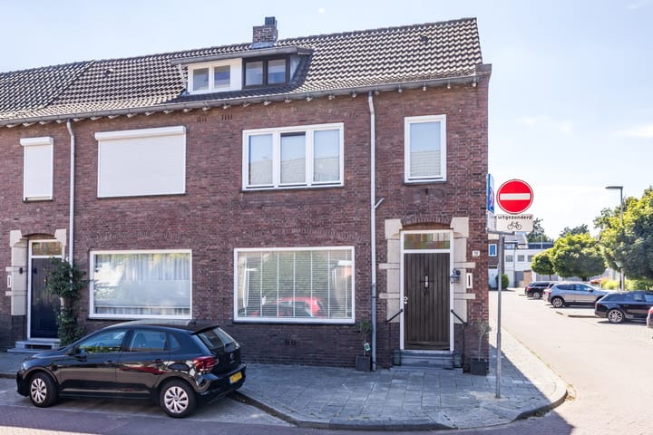 Herfststraat 11 in Heerlen