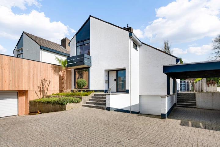 Herkenberg 22 in Meerssen foto