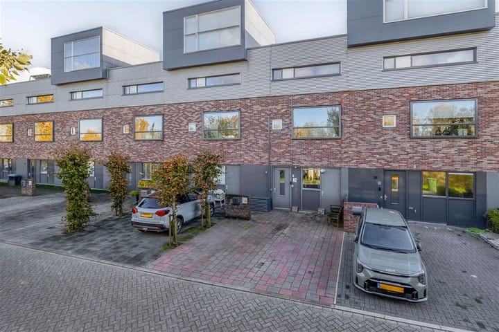 Herman Broodstraat 27 in Assen foto