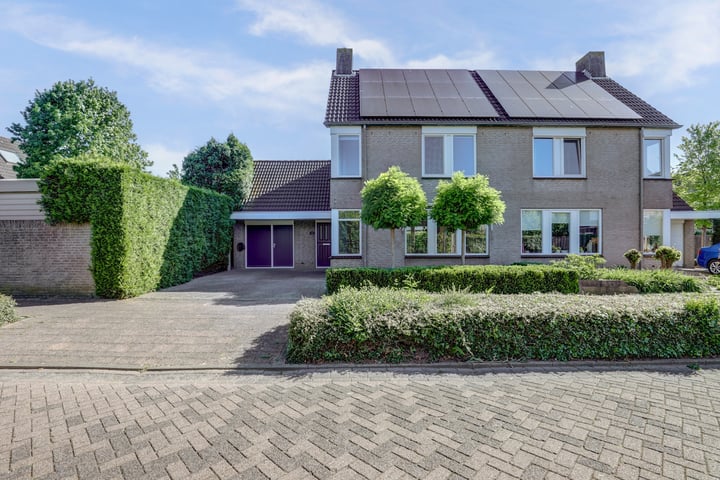 Herman Gorterlaan 1 in Raamsdonksveer