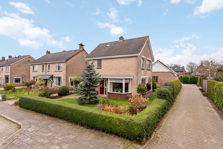 Herman Kampmanstraat 4 in Hellendoorn foto