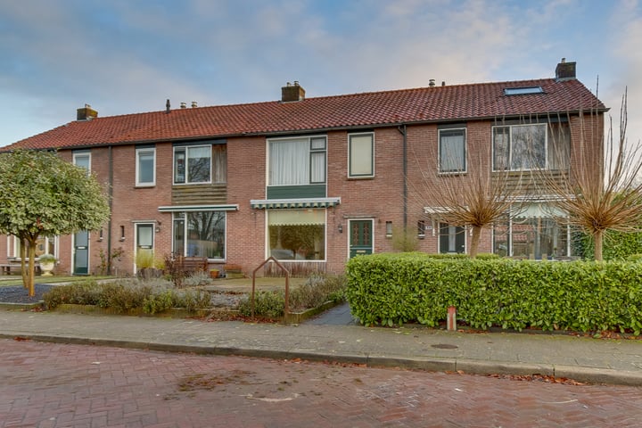 Herman Kampmanstraat 56 in Hellendoorn foto