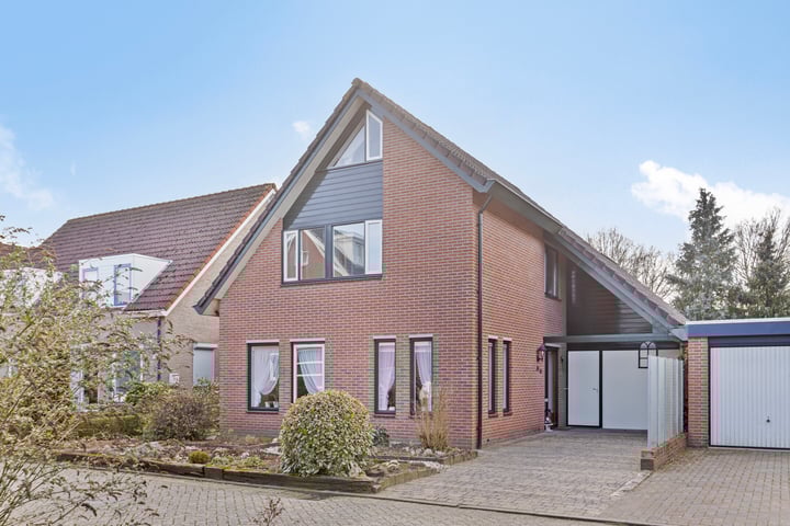 Herman van Velzenstraat 10 in Silvolde