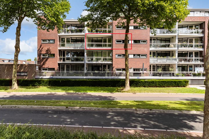 Hermann Hesse-erf 156 in Dordrecht foto