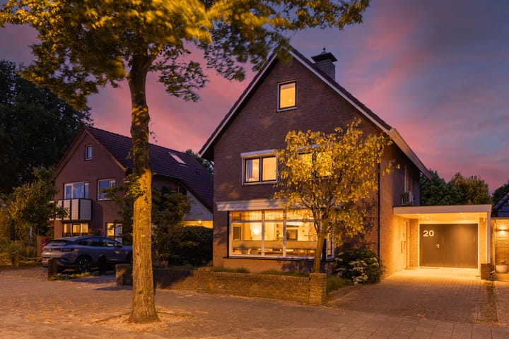 Hermelijnstraat 20 in Hengelo foto