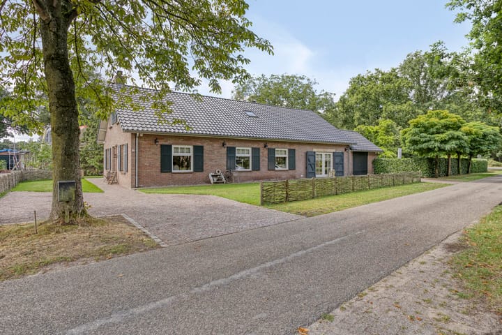 Hersel 3 in Lierop foto