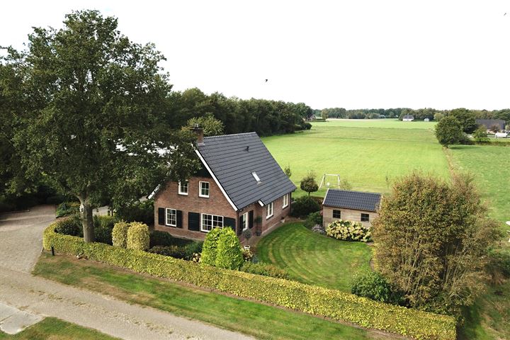 Hertenbaan 21 in Erica foto