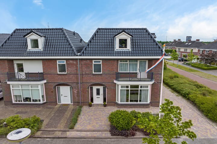 Hertenlaan 2 in Assen foto