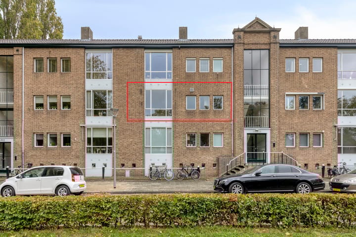 Hertog Hendriksingel 16 in 's-Hertogenbosch foto