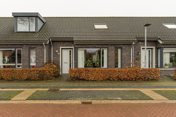 Hertog Willemweg 17 in 't Harde foto